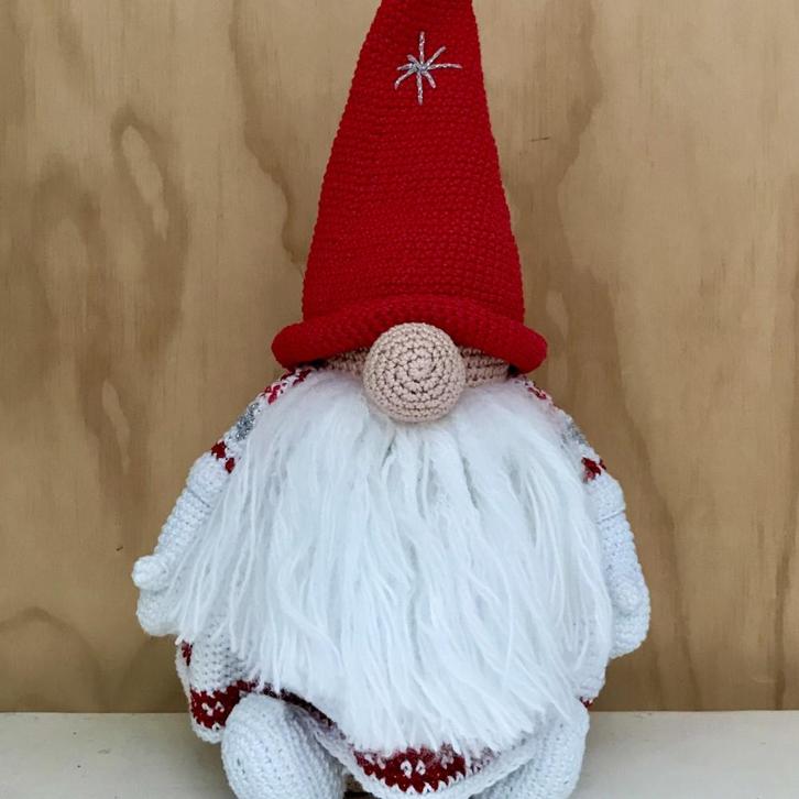 Haakpakket Winter Tomte Rood Wit, Hobby en Vrije tijd, Breien en Haken, Breien of Haken, Nieuw, Wol of Garen, Ophalen of Verzenden