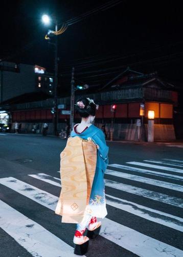 Dominik Valvo - Maiko by Night (Japan 2017) XL beschikbaar voor biedingen