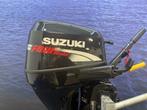 Buitenboordmotor - “ Suzuki 25 pk | Compleet in nieuwstaat!, 10 tot 30 pk, Viertaktmotor, Ophalen of Verzenden, Zo goed als nieuw