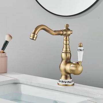 Klassieke Antiek Bronzen Wastafelkraan - Kraan van Brons beschikbaar voor biedingen