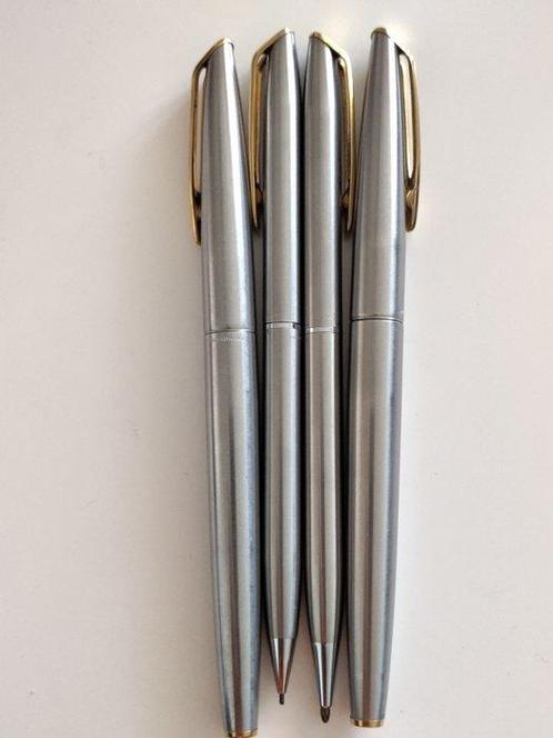 Waterman - Lot of C/F fountain pens and ballpoints - Zonder, Verzamelen, Pennenverzamelingen