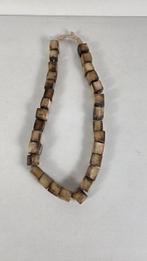 Halsketting van botten - Lega - Congo RDC (Zonder