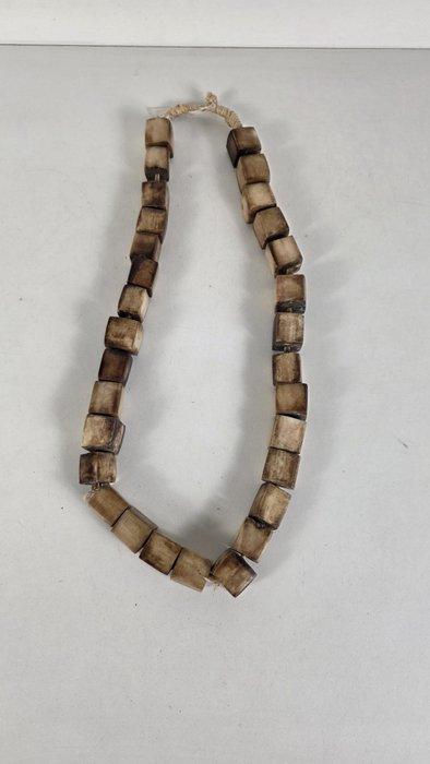 Halsketting van botten - Lega - Congo RDC (Zonder, Antiek en Kunst, Kunst | Niet-Westerse kunst