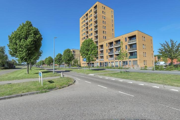 Appartement te huur, 4 kamers, Almere, Huizen en Kamers, Huizen te huur, Direct bij eigenaar, Flevoland, Appartement