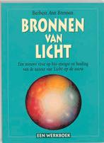 Bronnen van licht 9789023008477 Barbara Ann Brennan, Boeken, Verzenden, Zo goed als nieuw, Barbara Ann Brennan