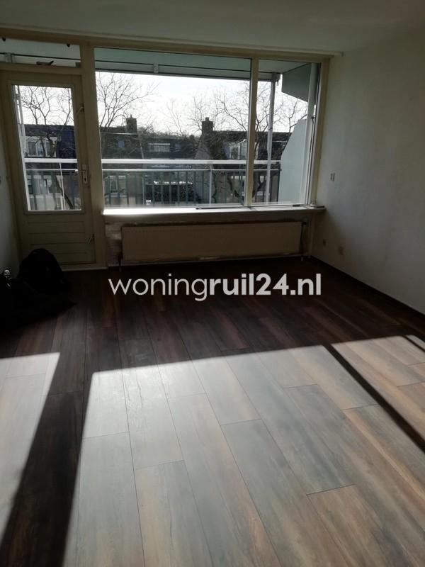 Woningruil - Hoofdweg 530 - 3 kamers en Rotterdam, Huizen en Kamers, Woningruil, Rotterdam