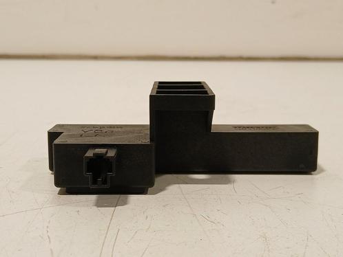 Antenne Audi A4 B8 2.0 TFSI quattro 8K0907247, Auto-onderdelen, Elektronica en Kabels, ARN erkend, Stiba lid, Erkend duurzaam