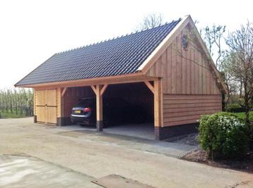 Houten garage met carport | Grote kapschuur met overkapping