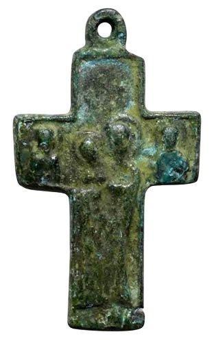 Byzantijns Brons-hanger met grote kruis met twee zijden met beschikbaar voor biedingen