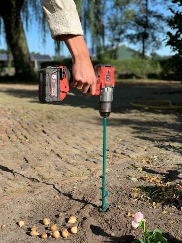 Bloembollen poten nu nog gemakkelijker met de bollenboor