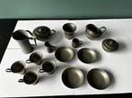 Theeservies (15) - Tin - Tinnen miniatuurservies