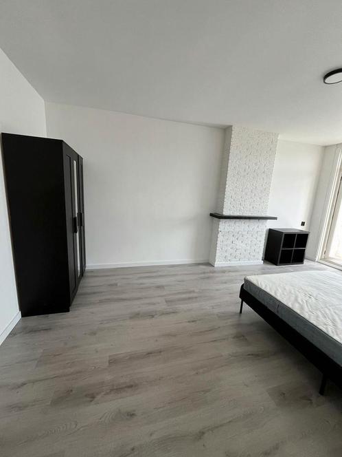 Eigen Kamer aan Dordtselaan, Rotterdam, Huizen en Kamers, Kamers te huur, 50 m² of meer, Rotterdam