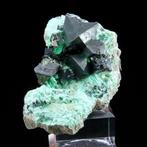 Kuperiet (doorzichtig rood) met Malachiet en Chrysocolla, Verzamelen, Mineralen en Fossielen
