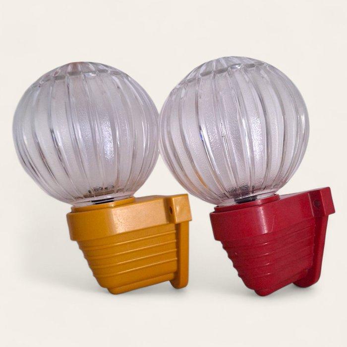 Marbo - Wandkandelaar - Glas, Plastic - Wandlampen, Antiek en Kunst, Kunst | Designobjecten