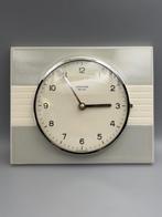 wandklok - Junghans - AtoMat Keramik – Ref. 331/0411 –