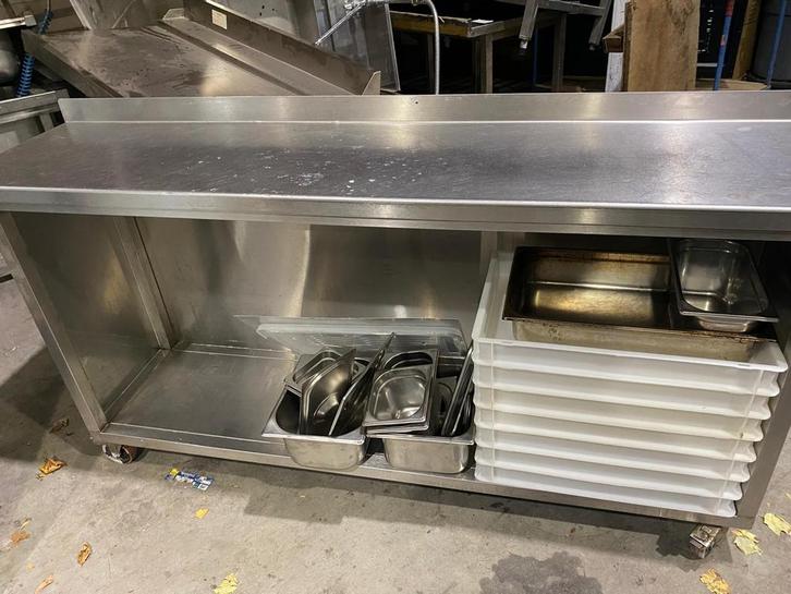 RVS Tafel op wielen - 45x190x94 lxbxh, Zakelijke goederen, Horeca | Keukenapparatuur, Ophalen of Verzenden