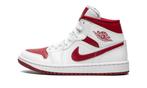 Jordan 1 Mid Reverse Chicago - maat 36.5 (Sneakers), Kleding | Dames, Schoenen, ["Jordan","Nike","Nike Jordan","Air Jordan"], Verzenden