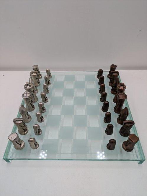 Stefano Panichi - Schaakspel - Bronze - Glas, Antiek en Kunst, Curiosa en Brocante