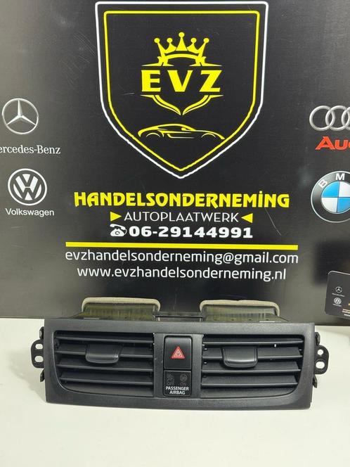 Suzuki Celerio luchtrooster dashboard bj.2018 art.7361084M00, Auto-onderdelen, Dashboard en Schakelaars, Gebruikt, Suzuki