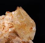 calciet Kristallen op matrix - Hoogte: 15.5 cm - Breedte:, Verzamelen, Mineralen en Fossielen