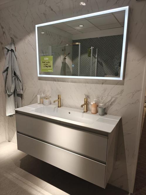 Showmodel Badmeubel 120cm greeploos wit incl kranen - 0038, Huis en Inrichting, Badkamer | Badkamermeubels, Wasbak of Wastafel