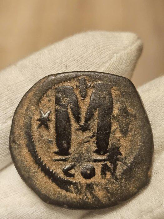 Byzantijnse Rijk. Justinianus I (527-565 n.Chr.). Follis, Postzegels en Munten, Munten | Europa | Niet-Euromunten