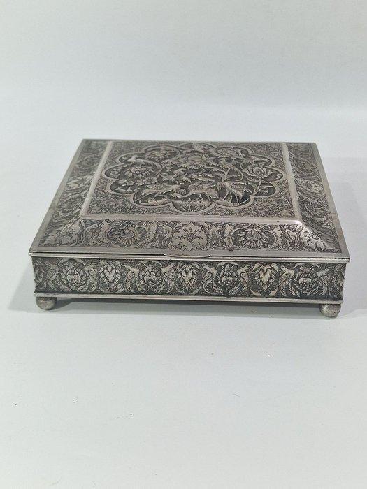 Tabaksdoos - .875 (84 Zolotniki) zilver - antieke zilveren, Verzamelen, Rookartikelen, Aanstekers en Luciferdoosjes