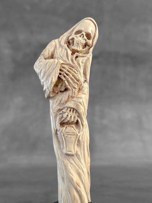 Snijwerk, NO RESERVE PRICE - Grim Reaper Carving from a deer, Antiek en Kunst, Kunst | Designobjecten