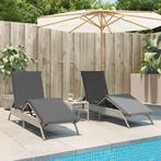 vidaXL Ligbedden 2 st met tafel poly rattan lichtgrijs, Verzenden, Nieuw