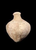 Byzantijns Keramiek Handgranaat met ingekerfde vegetale