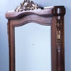 Schouwspiegel met facetgeslepen spiegelglas in eikenhouten l, Antiek en Kunst, Ophalen of Verzenden