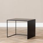 50% Korting: Bijzettafel Bianca metaal zwart 37 cm hoog, Ophalen, Zo goed als nieuw, Industrieel, Scandinavisch, Modern