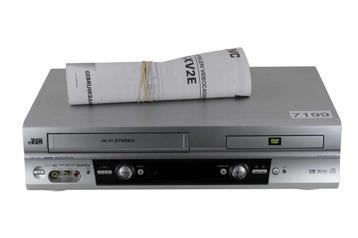JVC HR-XV2E | VHS Recorder / DVD Player