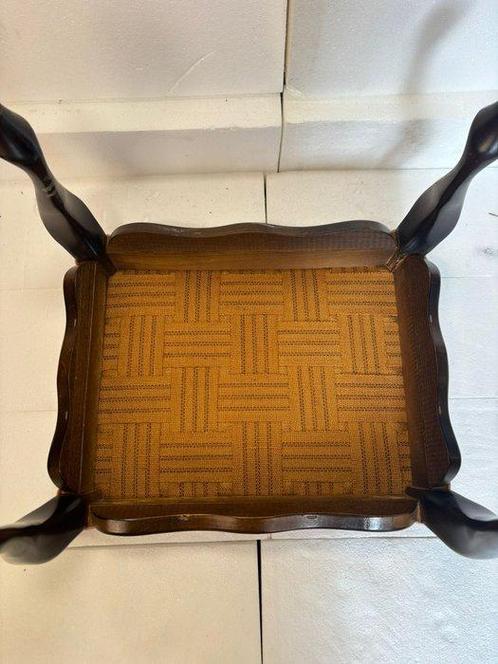 Voetenbank - Antieke Lodewijk bank met Elegante Gebogen, Antiek en Kunst, Curiosa en Brocante