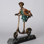 Pawe Erazmus - On a scooter - bronze