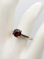 Ring - 14 karaat Witgoud - 2.11ct. tw. Granaat, Nieuw