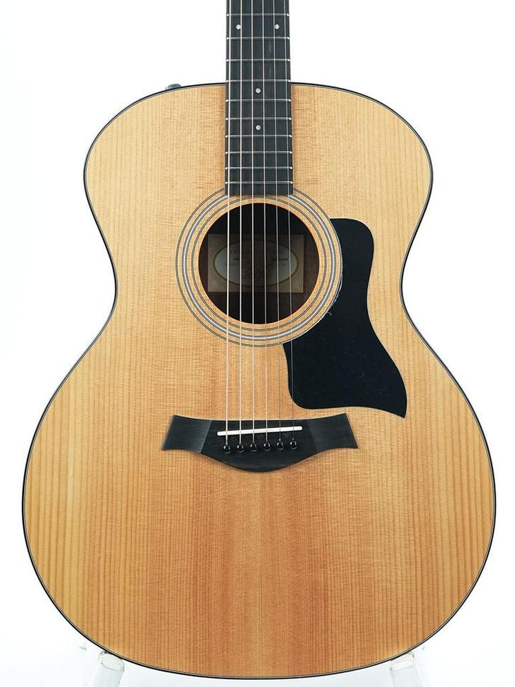 Taylor 114e 2021 (Akoestische Gitaren,Western Gitaren), Muziek en Instrumenten, Snaarinstrumenten | Gitaren | Akoestisch, Western- of Steelstringgitaar
