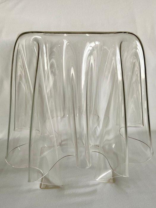 ILLUSION salontafeltje - Bijzettafel - In de vorm van een, Antiek en Kunst, Curiosa en Brocante