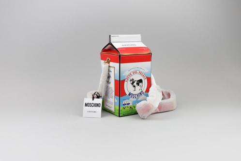 Palace Moschino Milk Carton Bag White (ARCHIVE), Sieraden, Tassen en Uiterlijk, Overige Accessoires, Ophalen of Verzenden