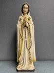 Maria  en honderden andere heiligenbeelden in onze webshop