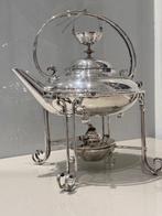 A&M .EP /An Edwardian silver spirit kettle on stand -, Antiek en Kunst