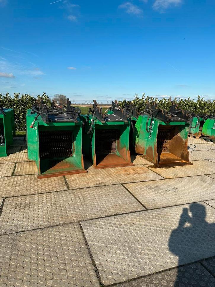 Diverse gebruikte zeefbakken voor 13-22tons mobiele kraan, Zakelijke goederen, Machines en Bouw | Kranen en Graafmachines, Graafmachine