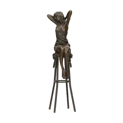 Beeldje - Lady on a chair - Brons, Antiek en Kunst, Kunst | Designobjecten