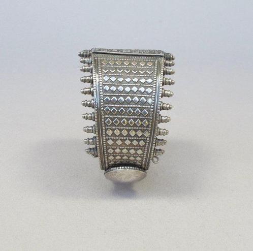 Bahasuta armband / Orissa midden 20e eeuw - Zilver - India -, Antiek en Kunst, Kunst | Niet-Westerse kunst