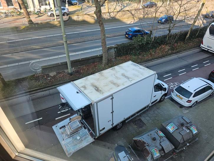 verhuiswagen / verhuisbus / met chauffeur, Diensten en Vakmensen, Verhuizers en Opslag, Bedrijfsverhuizingen, Verhuizen binnen Nederland