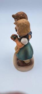 Hummel - Beeldje - We Congratulate TMK-5 - Keramiek
