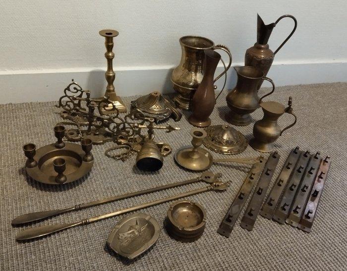 Kandelaar (23) - Koper - Lot koperen voorwerpen, Antiek en Kunst, Curiosa en Brocante