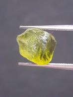 Natural Green Peridot - 3.949 ct - rough gemstone - for face, Sieraden, Tassen en Uiterlijk, Edelstenen, Nieuw