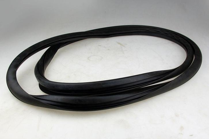 Voorruitrubber Volvo P1800 v.a. bouwjaar 1969, Auto-onderdelen, Interieur en Bekleding, Ophalen of Verzenden