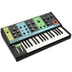 Moog Grandmother semi-modulaire analoge synthesizer